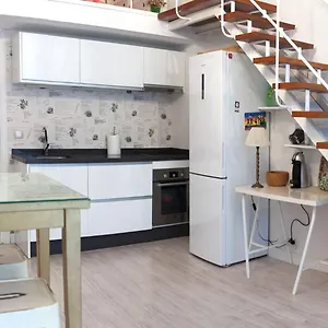 Duplex Center Parking Netflix Amazon Video Apartment