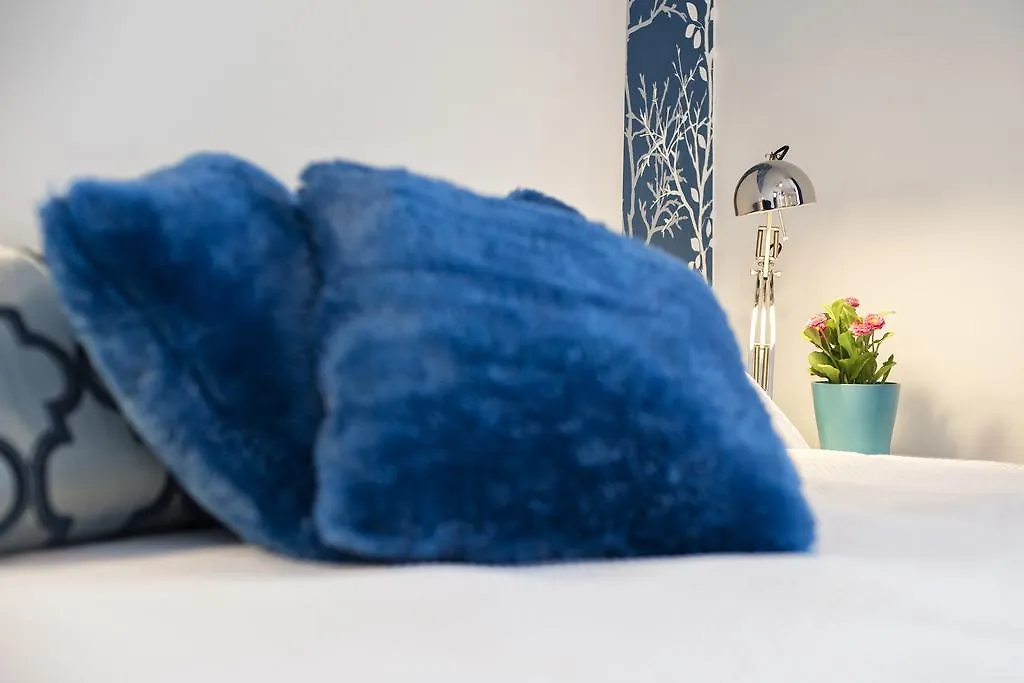 Singular Peral Apartment Seville